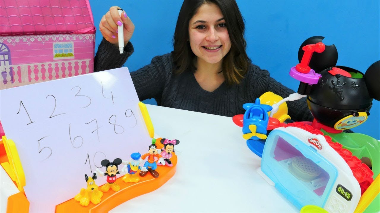 Ayşe'nin oyuncak kreşi - Mickey Mouse oyuncak ve Minnie Mouse oyuncak!