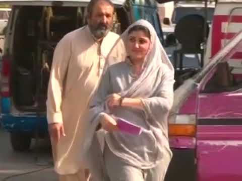 Ayesha Gulalai BraLess