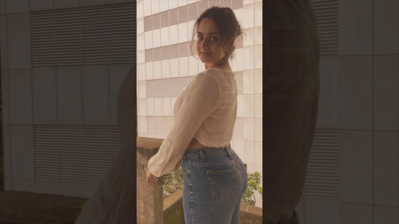 ayesha khan insta model #shorts #viral #viralshorts