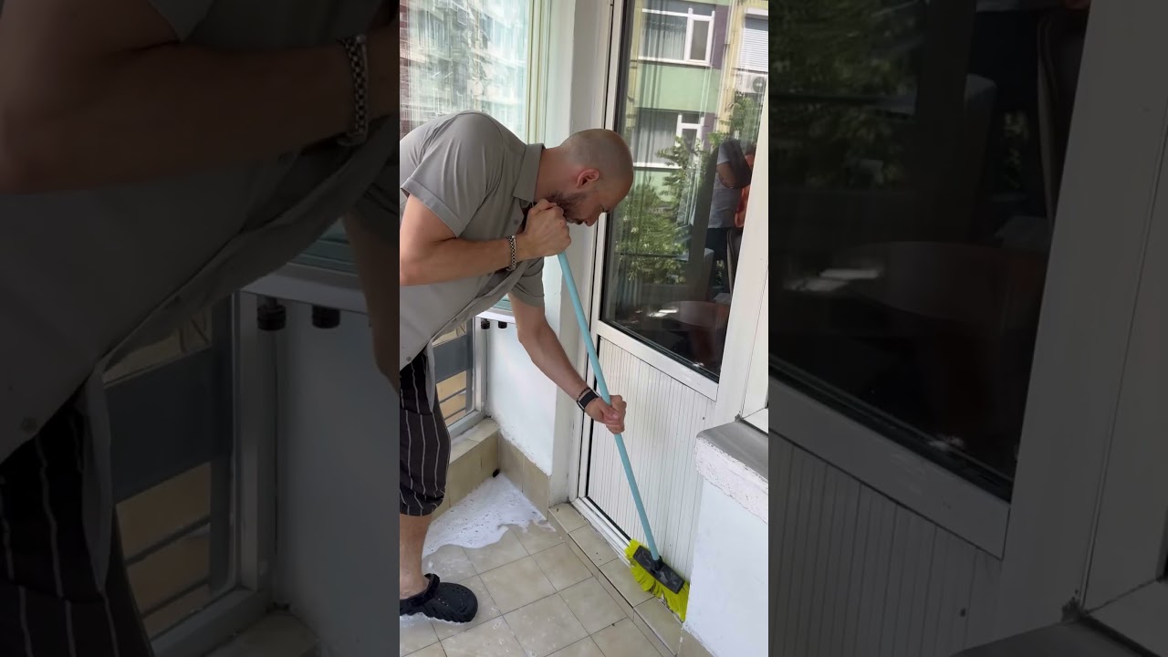Şaziye teyzenin bayram temizliğini yaptık.