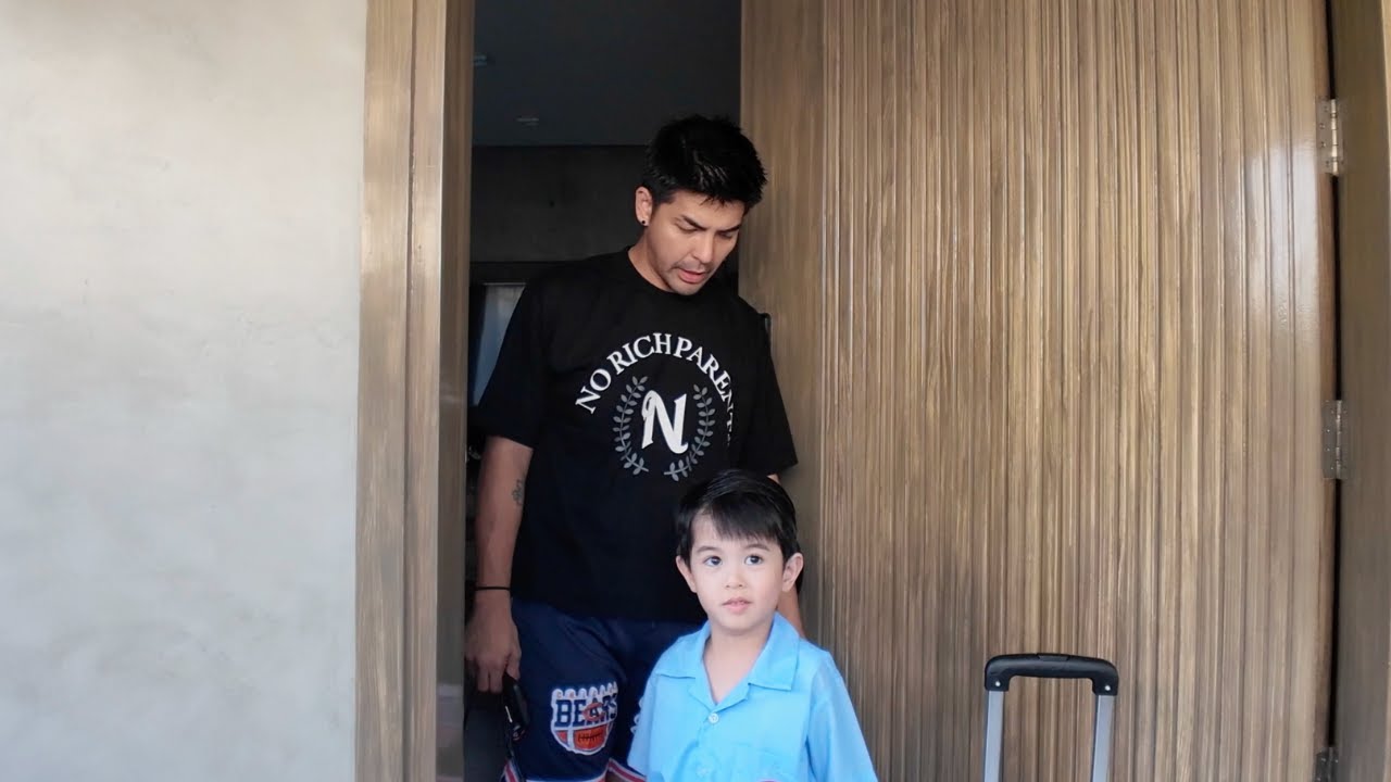 Back to School Nanaman! Corky's First Day of School and What's in Corky's School Bag?