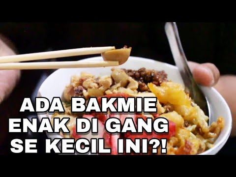 BAKMI NON HALAL DI GANG KECIL ❓❓ PORSI KOMPLIT HARGA NYA MURAH⁉️ KACAU SIH‼️