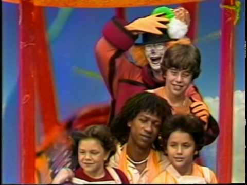 Balão Mágico -- Super Fantásticos - Vídeo Oficial