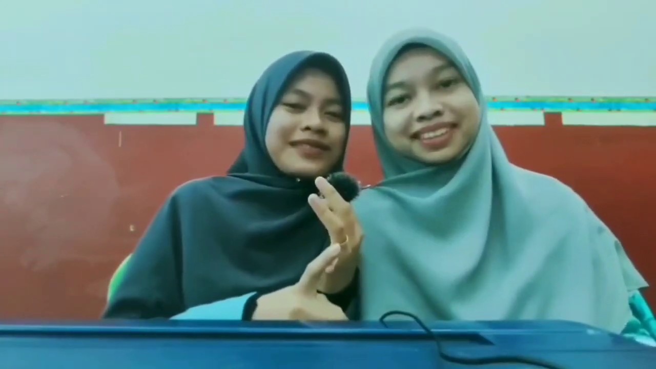 Balqis & Nad: Trying Our First Video
