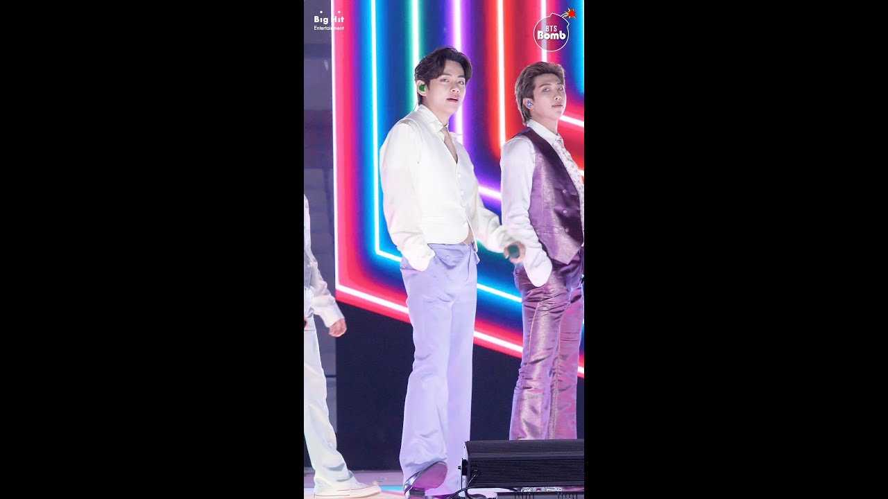 [BANGTAN BOMB] 'Dynamite' Stage CAM (V focus) @ 2020 AMAs - BTS (방탄소년단)