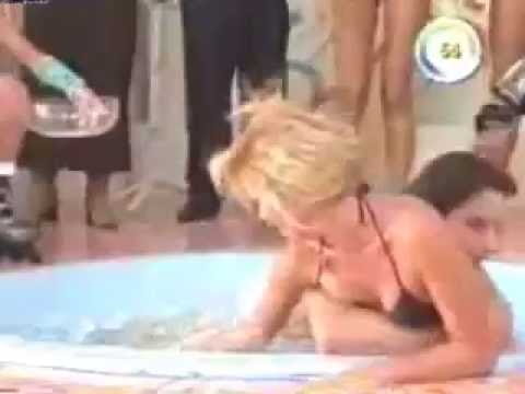 Banheira do Gugu - Sueli Brasil X Leandro