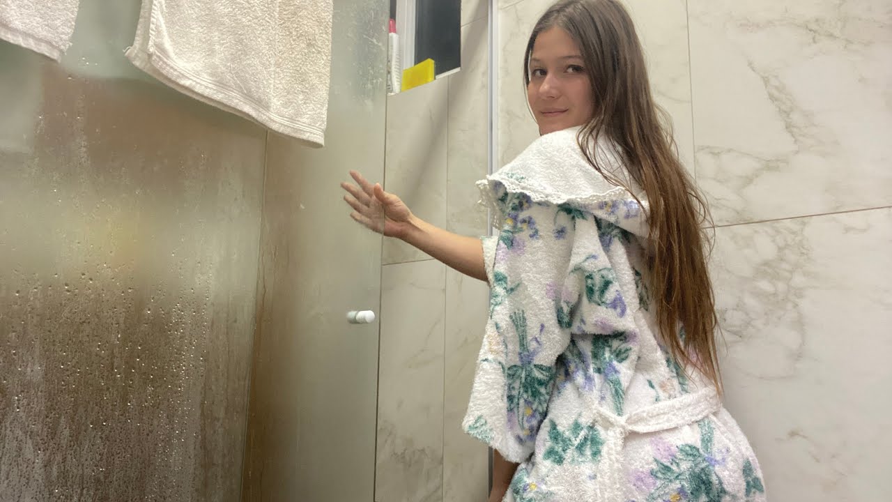 BANHO COM A MANU