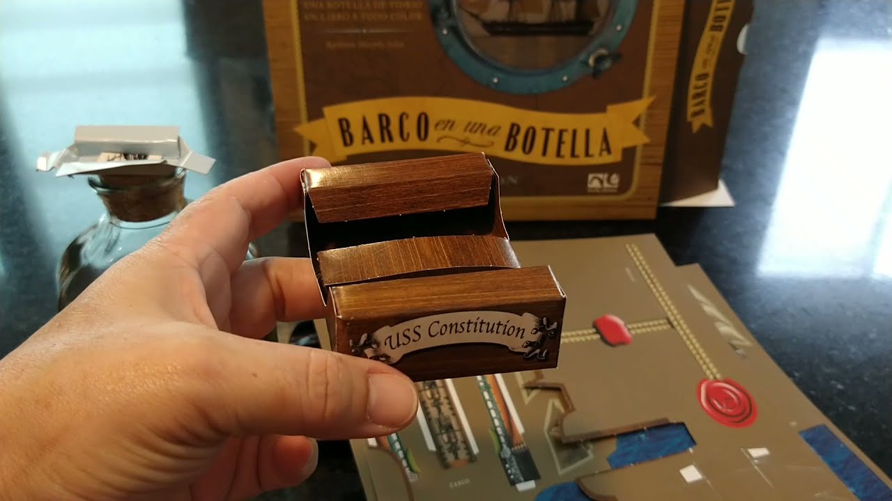 Barco en una botella/ Cosas que compro y nunca uso.