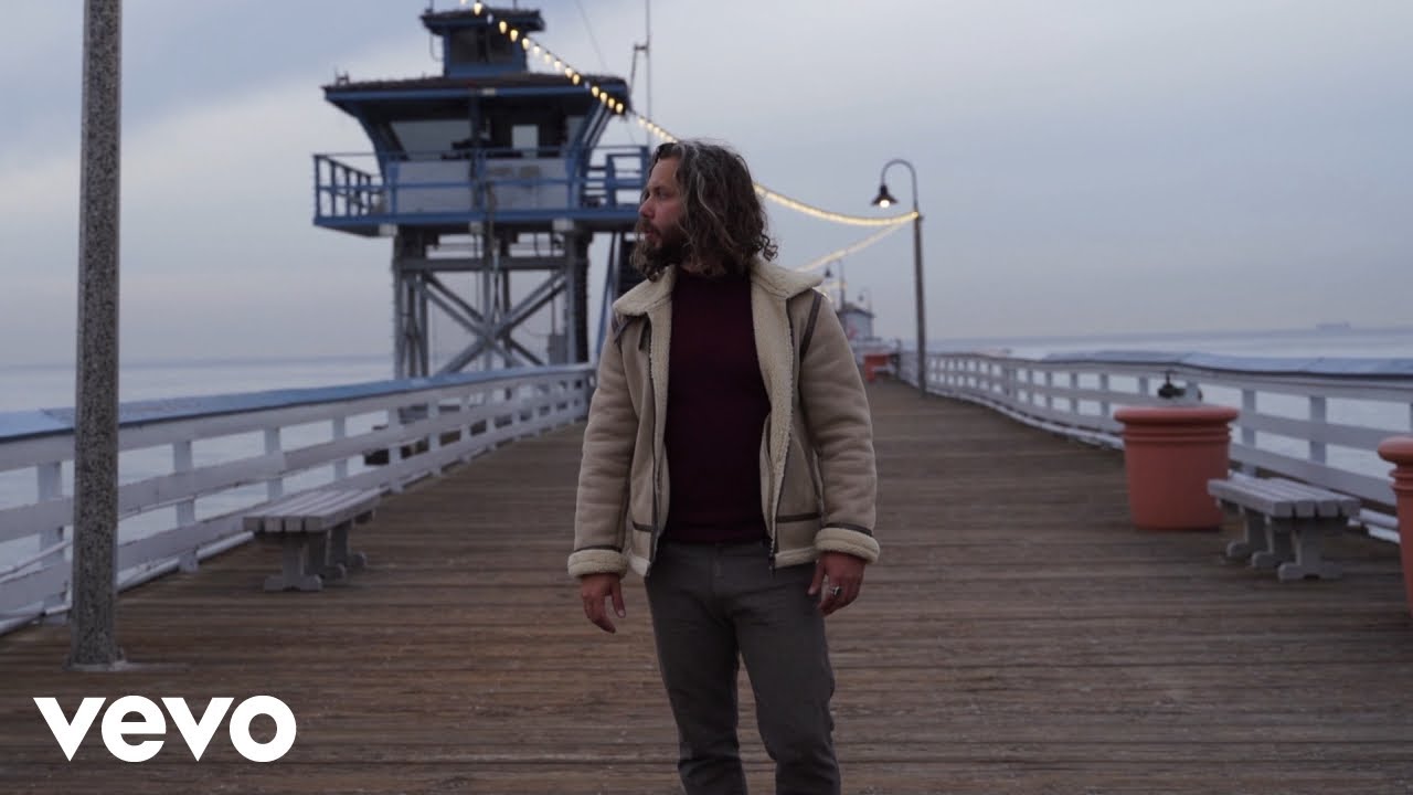 Baris C. - Same Old Feelings (Official Video)