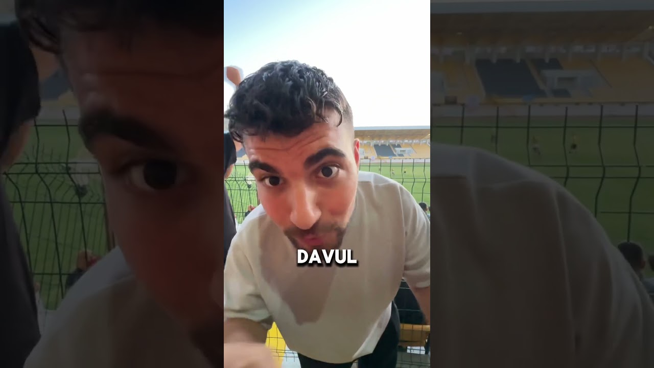 Bayburt’ta maç oynanırken tribünlerde davul zurna şovu 😂#bayburt #football