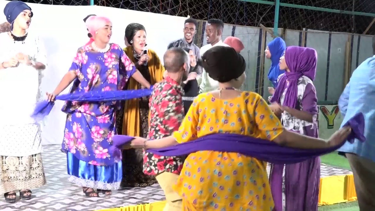 BAYDHABO MAAY SHOW NIIKO NADIIRA NAYRUUS IYO SHAADIYO SHARAF IYO CADEY CALI