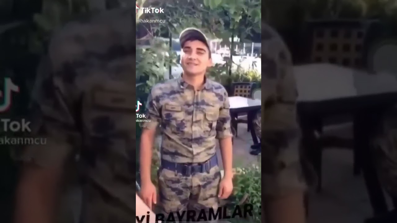 bayraminizi en icten dileklerimle kutlar