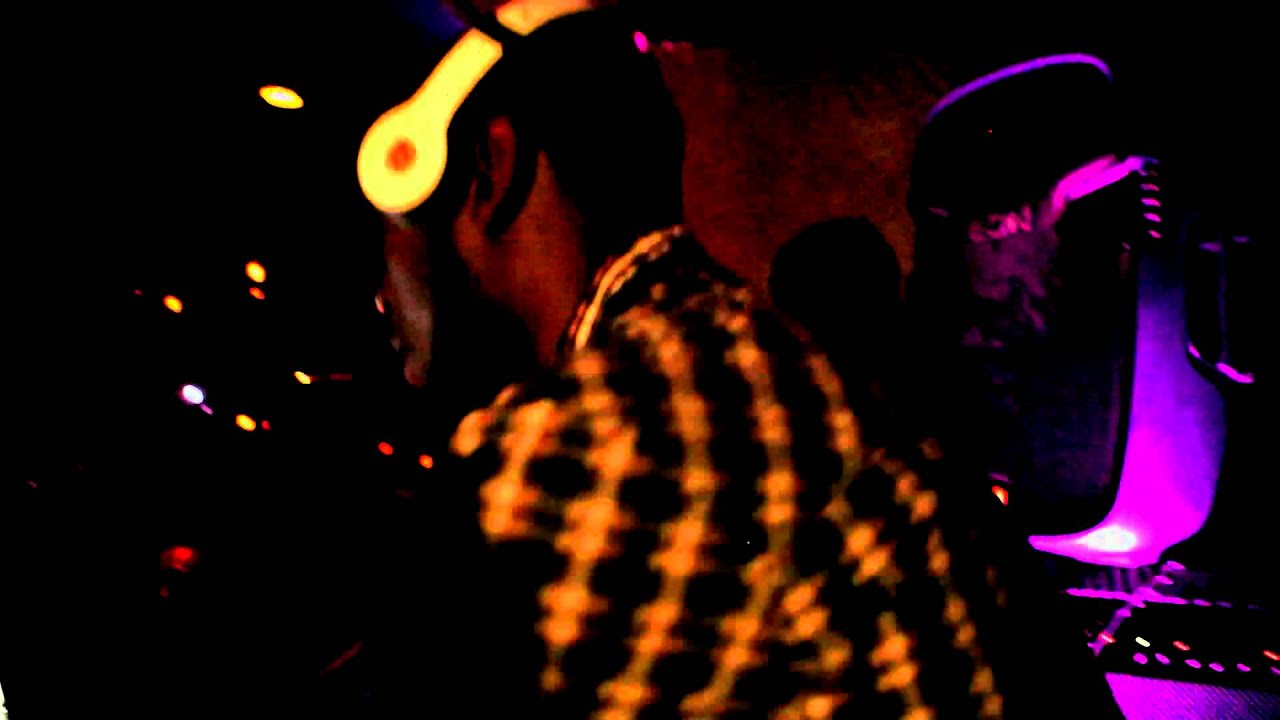 BCTUBE: A WARM UP WITH 9TH WONDER