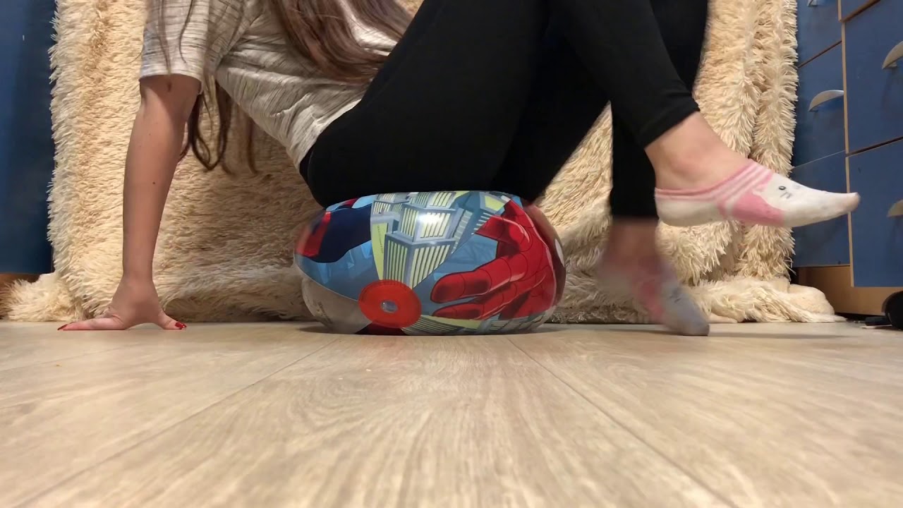 Beach Ball Sit Pop [Preview]