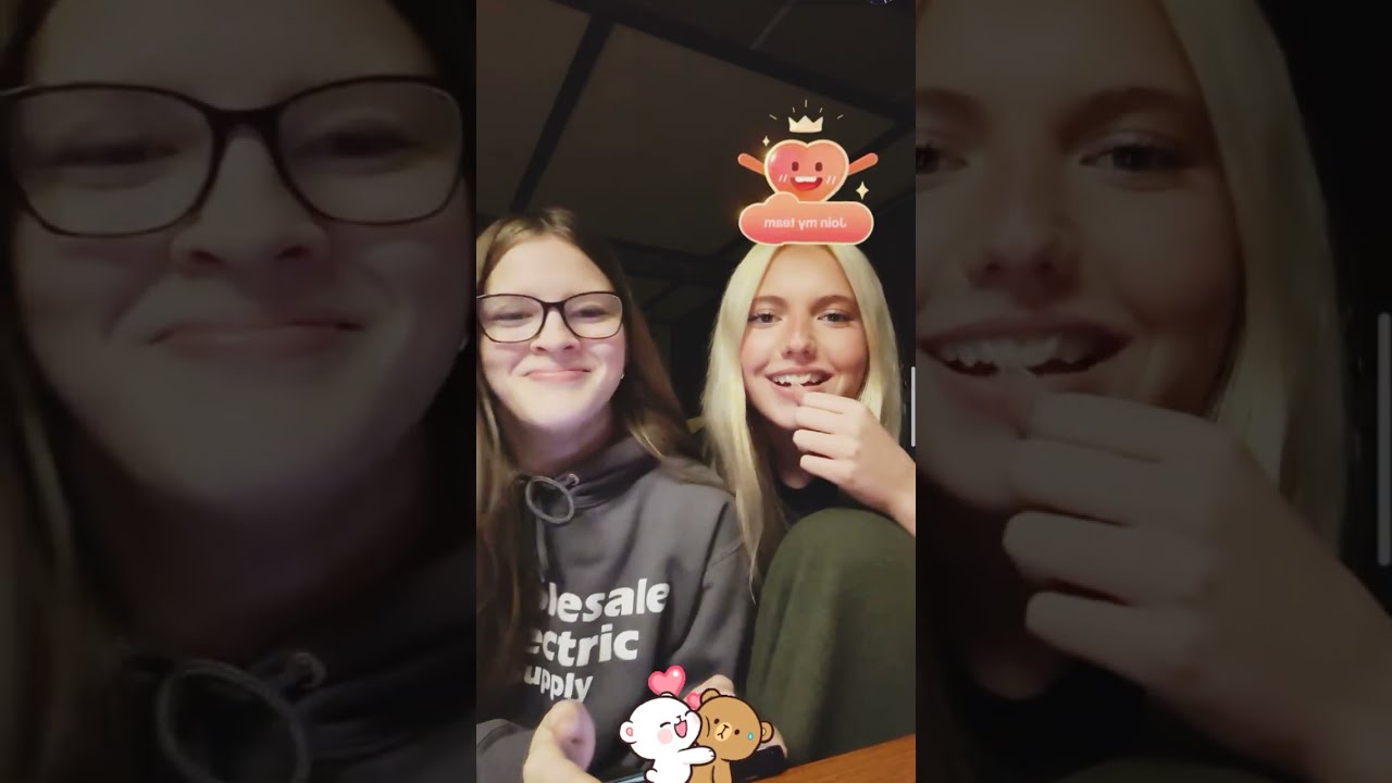 🌿💃Beautiful Emma with friend#periscope #vlogs