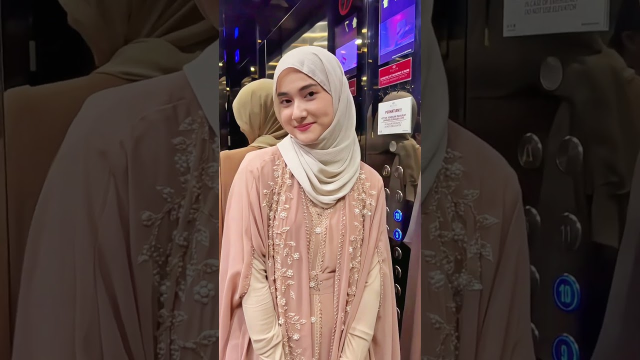 Beautiful Indonesian Girl | Hijab Girl | Indonesia Beauty