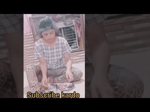 beautiful Lady Cutting Vegetable #vlog #housecleaning #indianfood #dailyvlog