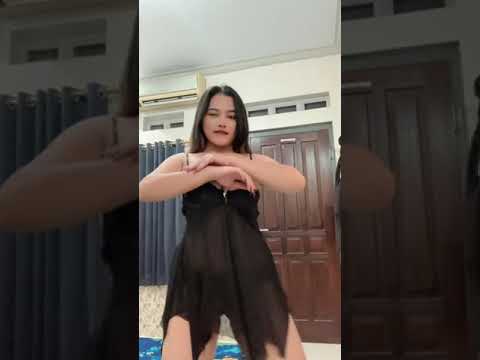 BEBBY MOY GOYANG HOT PANTAT GEDE PART 9