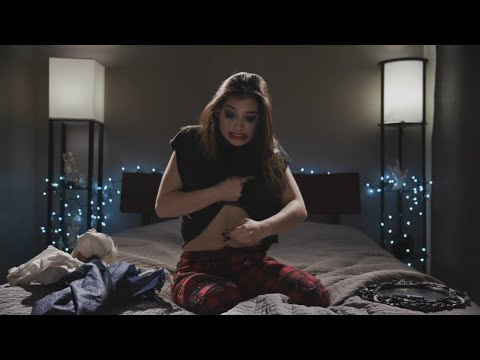 Belly cut - Horror film outtake