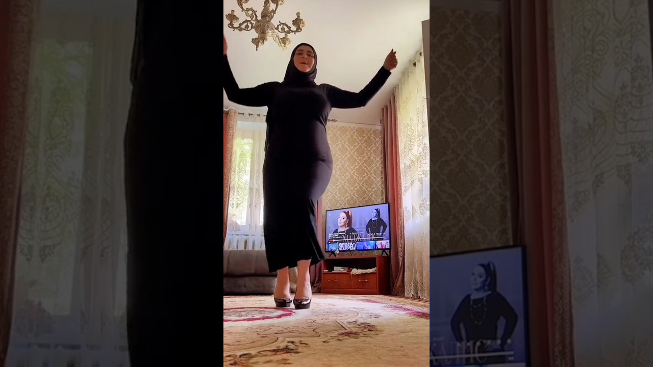 Belly Dance Madam Sitara #youtubeshorts #bellydance #hijab