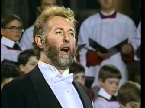 Benjamin Luxon sings 