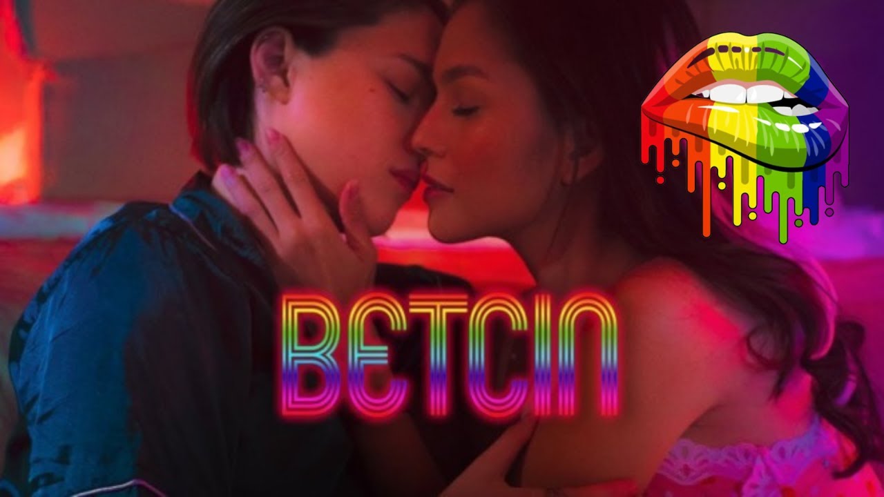 Beth and Cindy - Kissing Scenes - BetCin