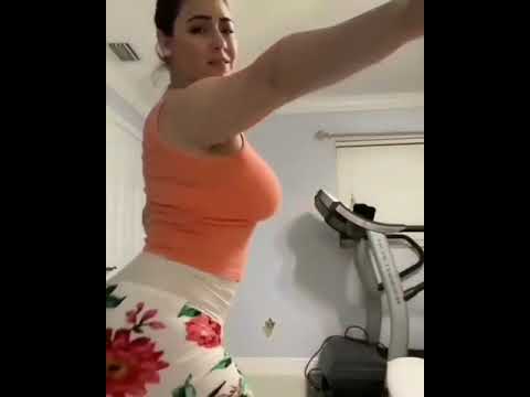Big butt 🍑 twerk dance by irani hot girl💆‍♂️