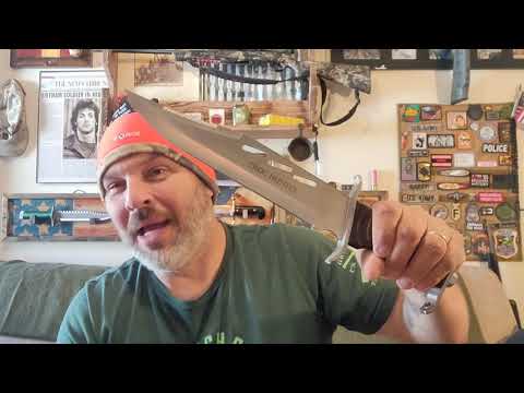 BIG Croc- Hunter Blade from the Platypus Hunter!