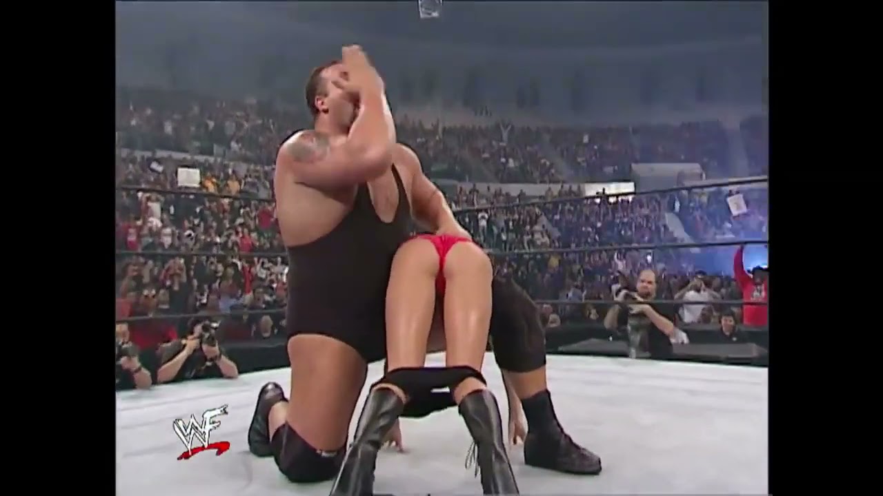 Big Show Slap Stacy Keibler's Ass