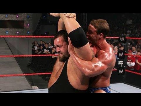 Big Show takes the Masterlock Challenge! 03/27/2006