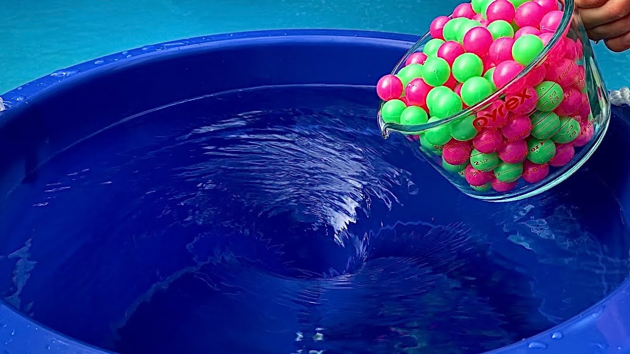 Big Whirlpool vs 200 Balls