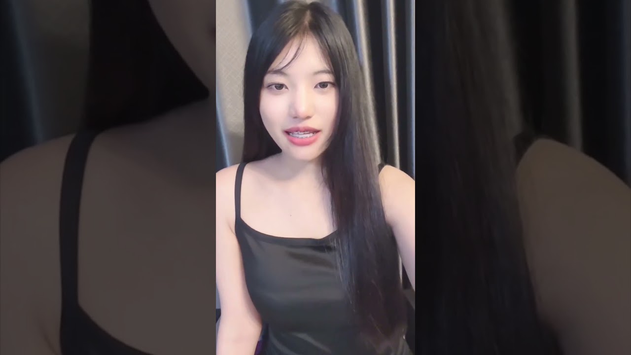 Bigo live - Baju hitam rambut panjang 2025