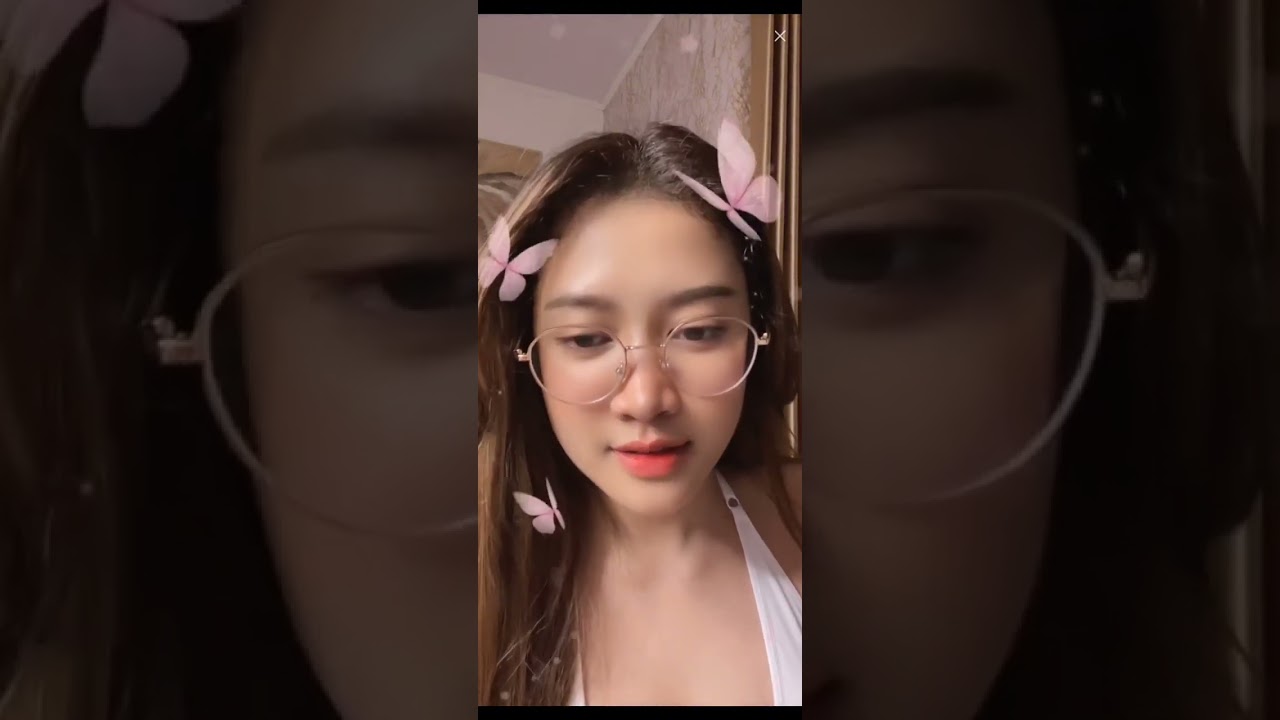 Bigo live goyang hot #putrisyah #1