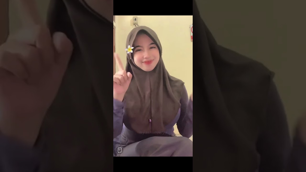 BIGO LIVE HIJAB TOBRUT BARBAR ID:araa27 TIKTOKERS TERBARU 2024 #221 | ig@yasminvelya
