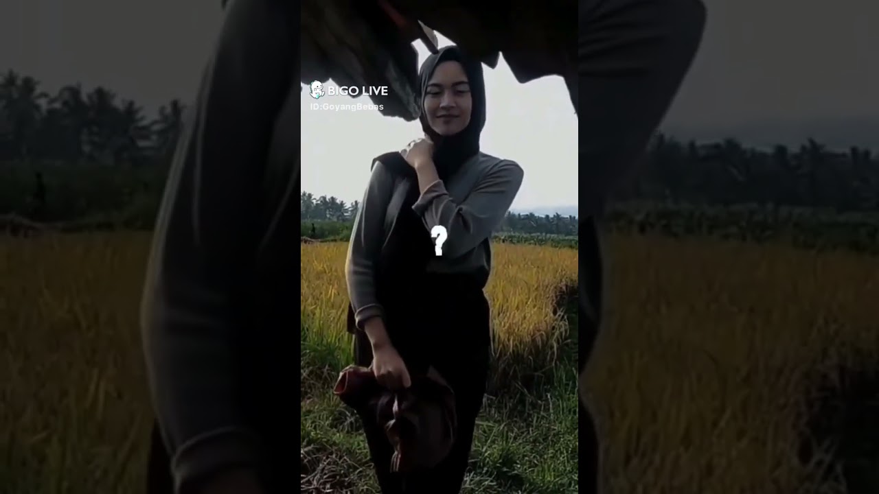 Bigo Live Hot 🔥 #hotbigo #bigolive #desahan #viral #trending #bigolivehot #bigohot #dance #hot