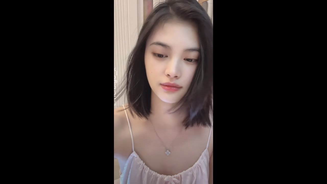 bigo live pretty teen in night dress
