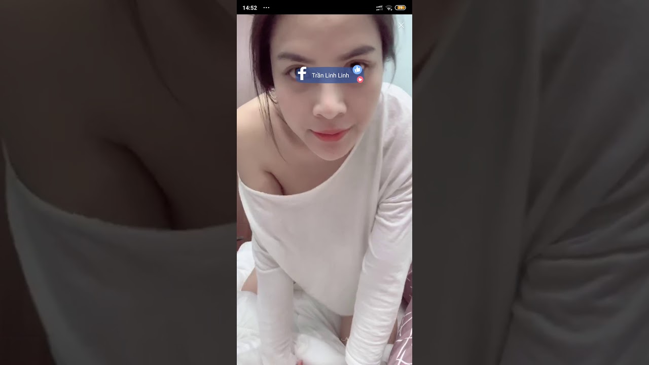 BIGO LIVE Trần Linh Linh nhảy trên giường cực sexy