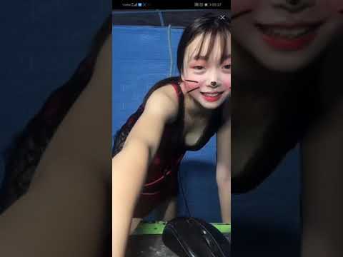 Bigo Thảo Miranda ngoáy mông cực sexy