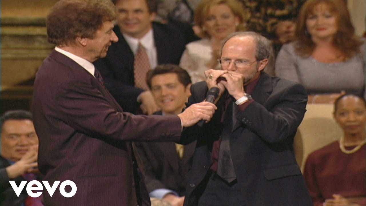 Bill & Gloria Gaither - Classical Harmonica Medley [Live] ft. Buddy Greene