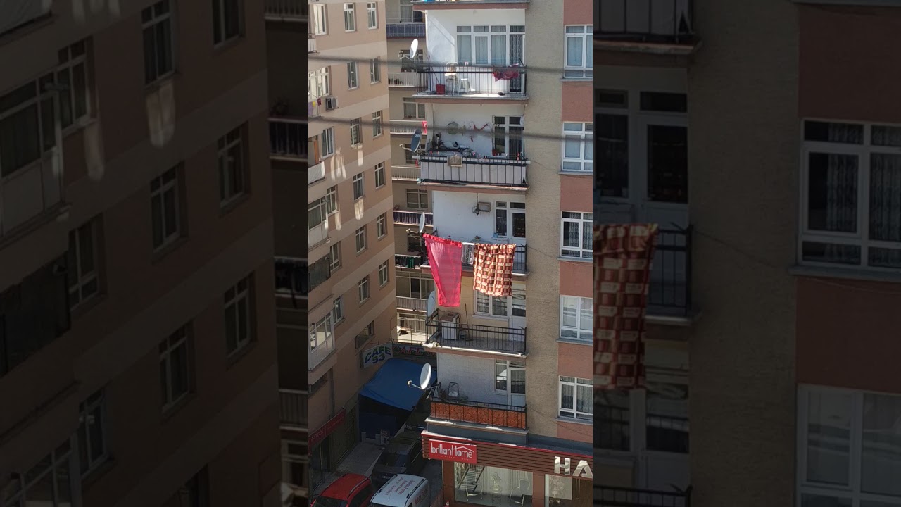 Binanın çatısından yere çakılan işçi... (8katlı binanın çatısından düşü verdi)