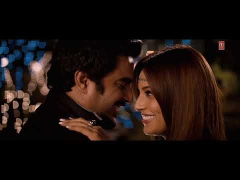Bipasha Basu kissing R Madhavan