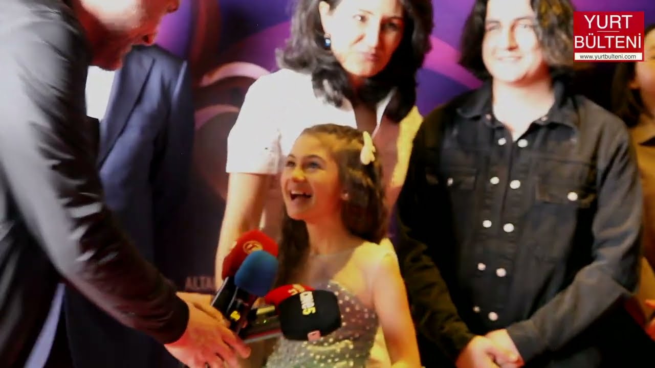 'Bir Dilek Tut' Filmi Gala Gecesi Röportajları