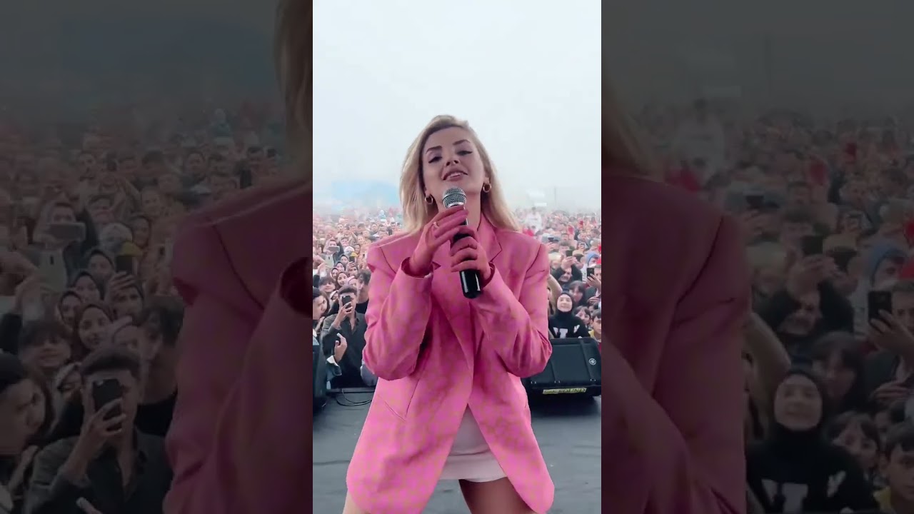 Bir çok mitingden daha kalabalık olan konserim 😁