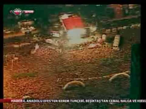 Bir Oluruz Yolunda - Tarkan (2002 Dunya Kupası Kutlamaları)