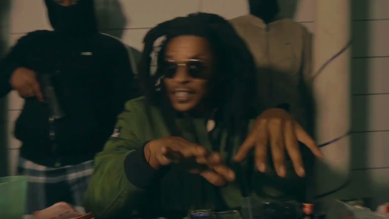 Bliksemstraal-geld (official music video)