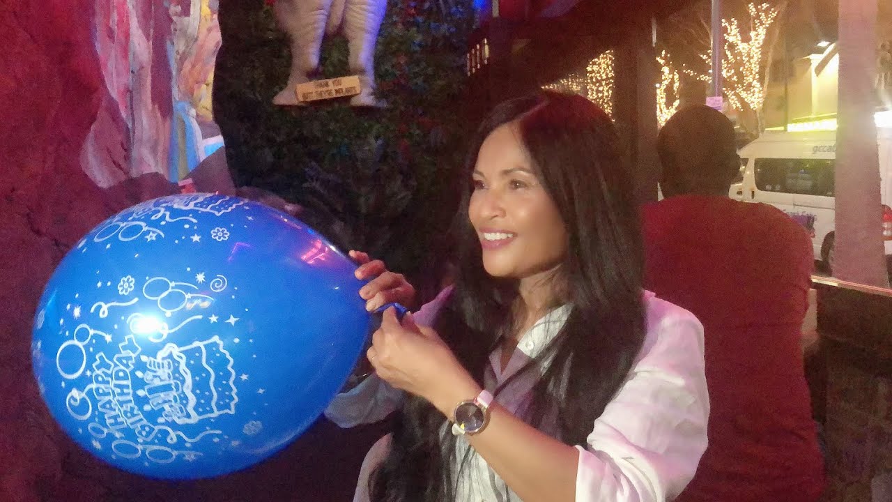 Blue Happy Birthday Balloon 🎈 MacVille's Birthday Balloon Celebration | Let's Party!!