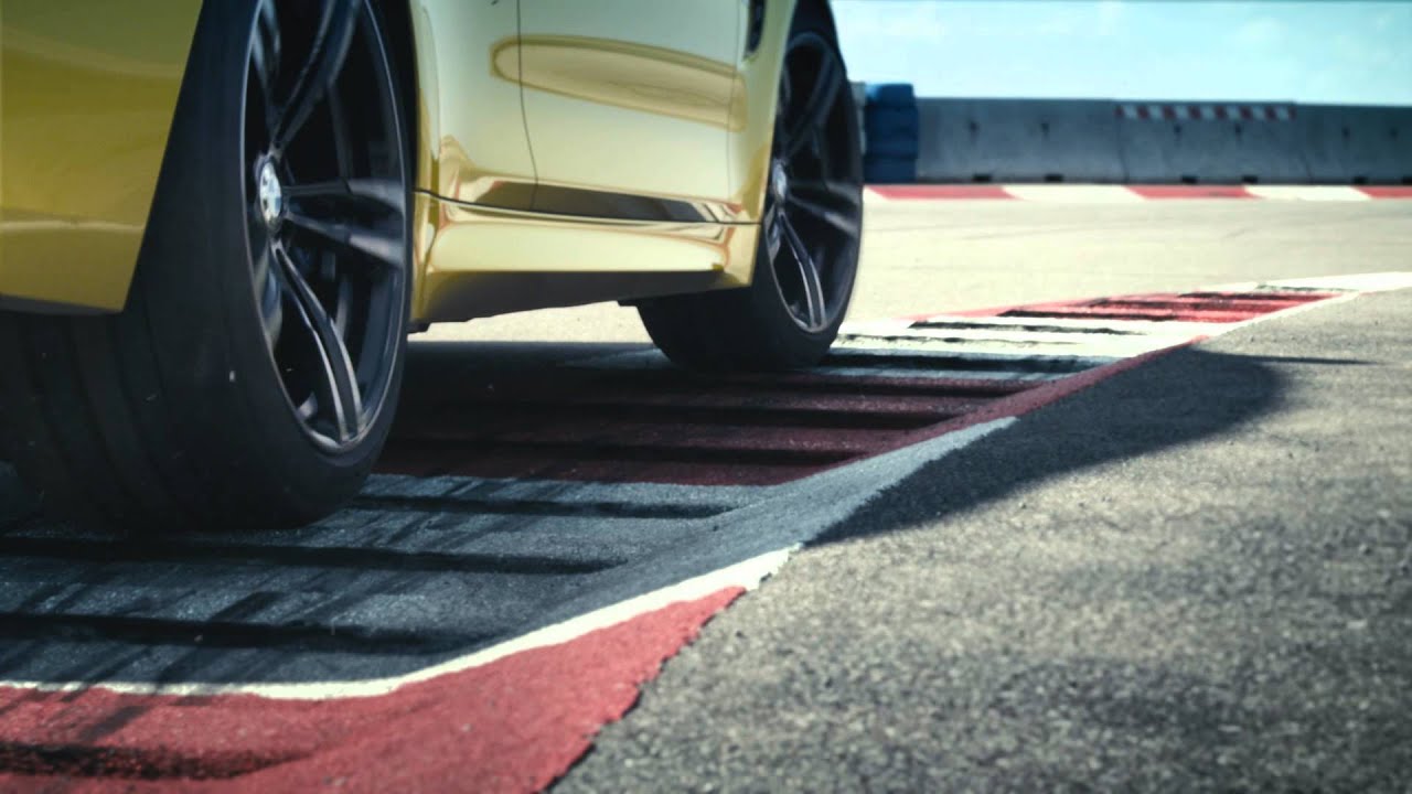 BMW M4 - 