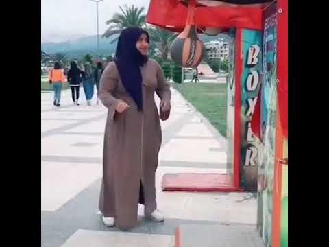 Boks Makinasını perişan eden TürbanLı.. Hijab Girl Box machine