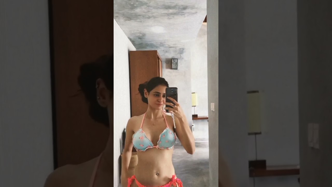 Bollywood actress bikini photoshoot