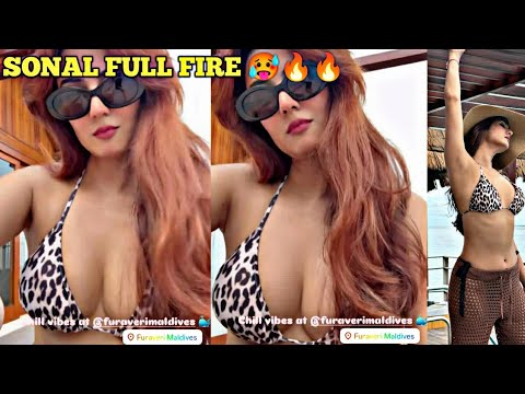 Bollywood Actress Sonal Chauhan Hot In Bikini New Video From Maldives
